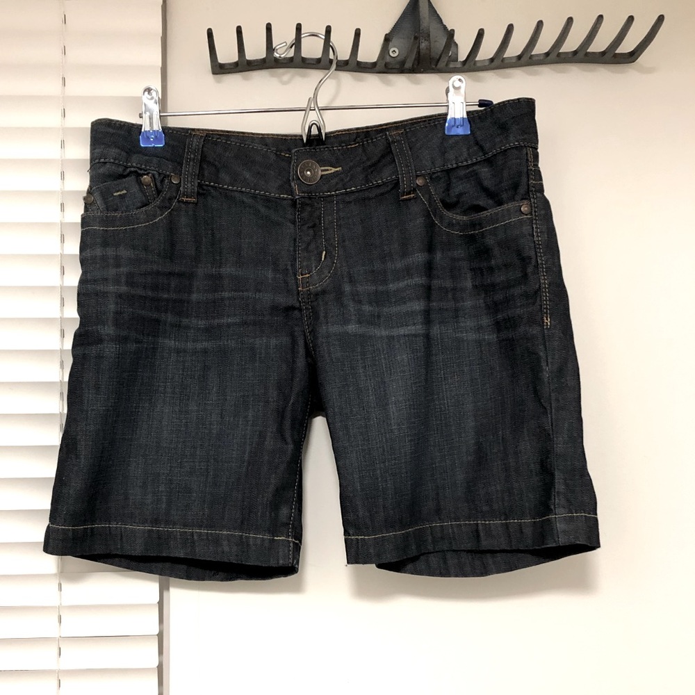 Guess Jeans Shorts 16” length- Size 30